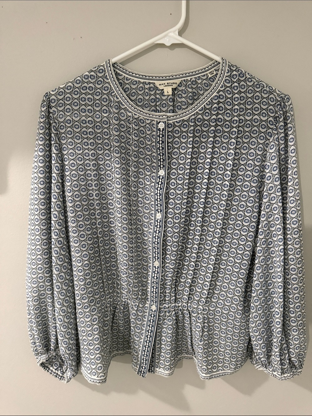 Max Studio Blue & White Geometric Peplum Button-Up Blouse